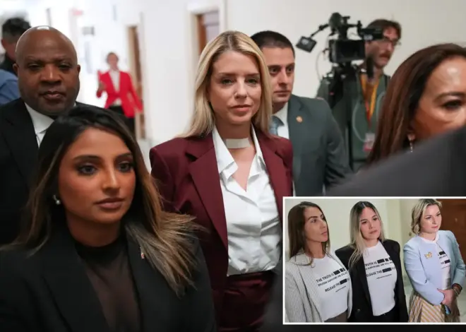 Former AG Pam Bondi arrives for closed-door Oversight interview on Jeffrey Epstein files