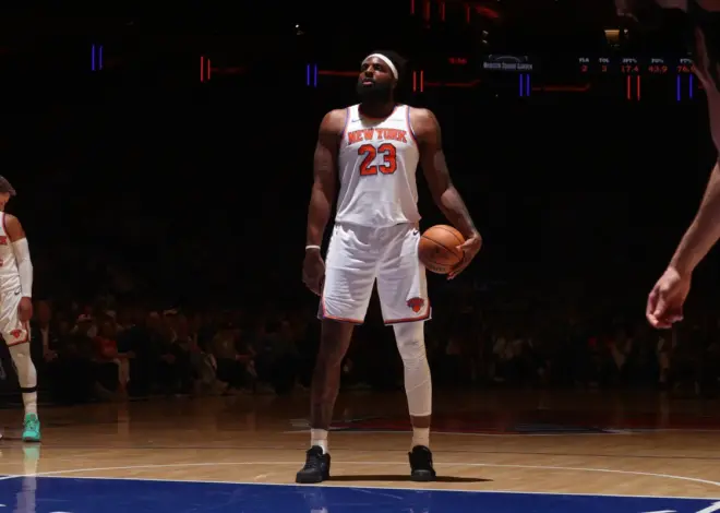 Mitchell Robinson suffers broken pinky in big Knicks NBA Finals worry