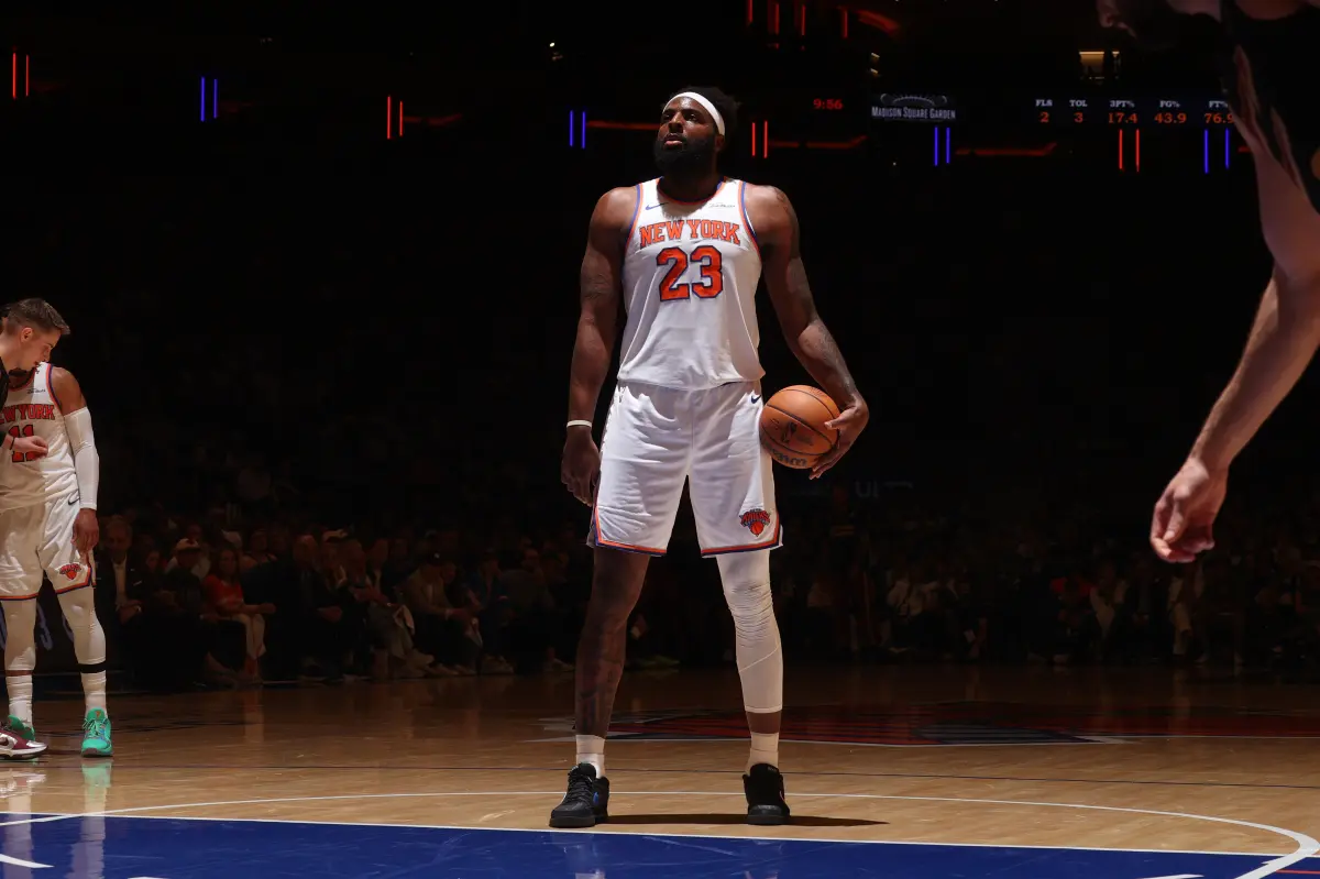 Mitchell Robinson suffers broken pinky in big Knicks NBA Finals worry