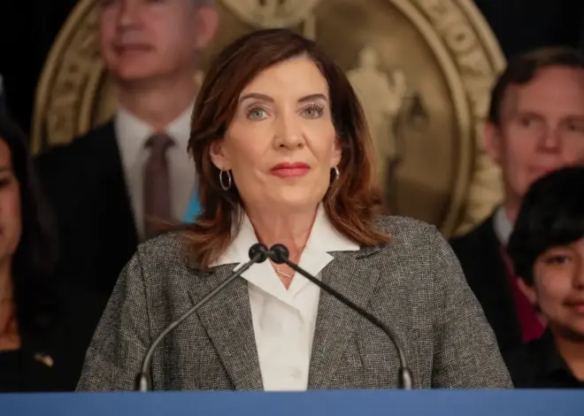 Hochul’s budget ‘victory’  leaves New York trapped in a downward spiral