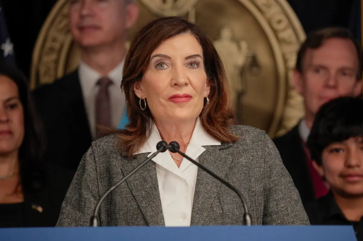 Hochul’s budget ‘victory’  leaves New York trapped in a downward spiral