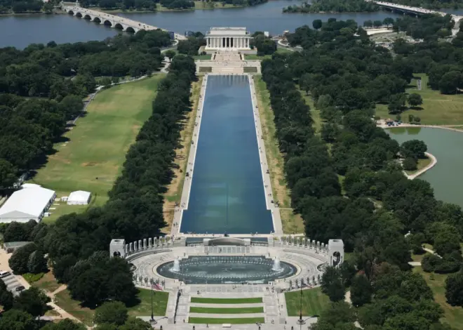 Obsession over the DC Reflecting Pool is a sad symbol of our times