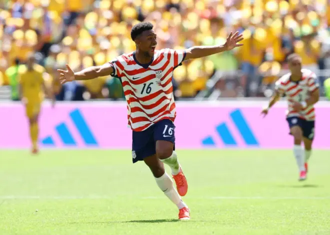 What happened on USMNT’s confusing second goal against Australia — and why it wasn’t offside