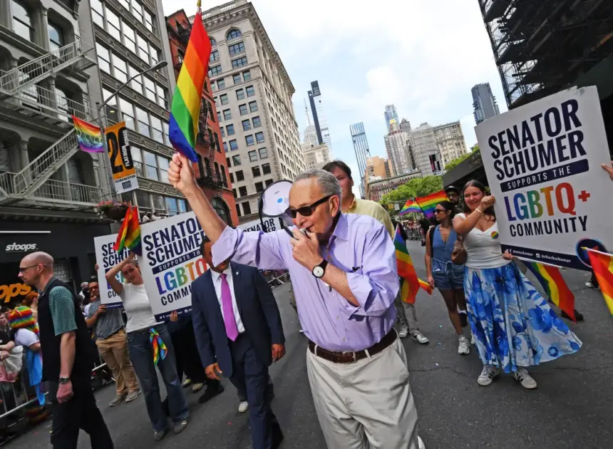 Sen. Chuck Schumer mercilessly booed at NYC Pride Parade