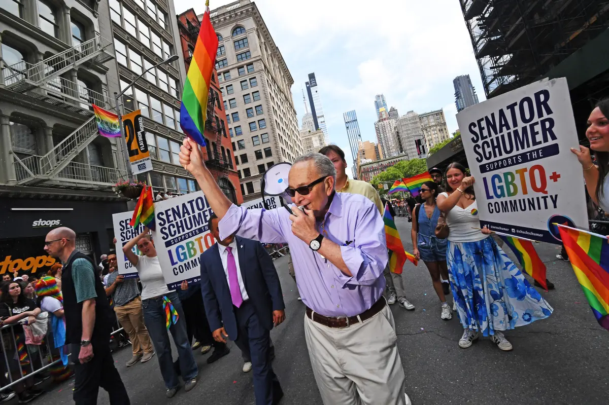 Sen. Chuck Schumer mercilessly booed at NYC Pride Parade