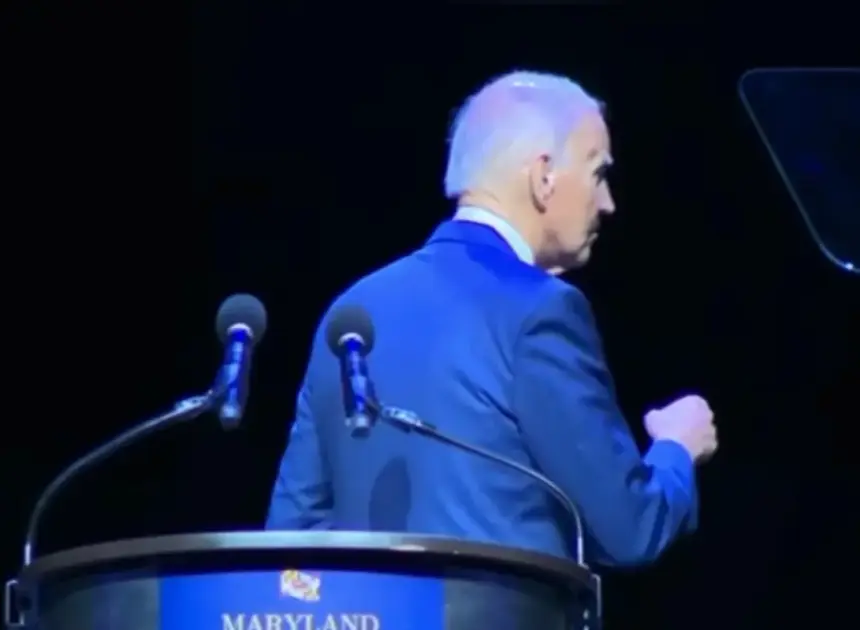 Joe Biden barely manages to find his way offstage at Dem gala after seeking directions