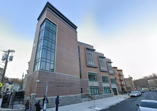 6th-grader chokes to death in NY school during apparent TikTok challenge