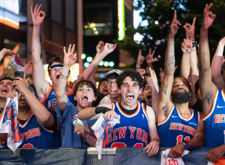 Knicks fans go insane after first NBA Finals win in 53 years — with jam-packed street party