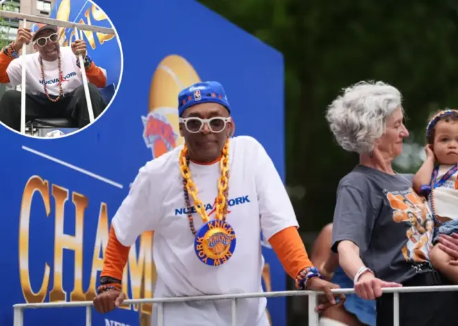 Spike Lee revels in Knicks championship parade after 53-year wait