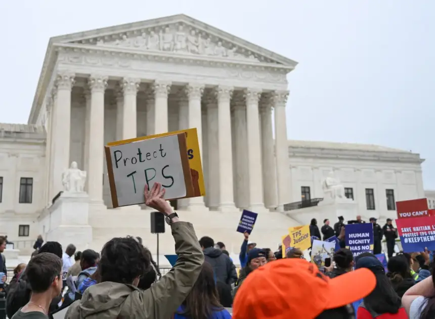 Supreme Court rules Trump can remove deportation protection from Haitians, Syrians