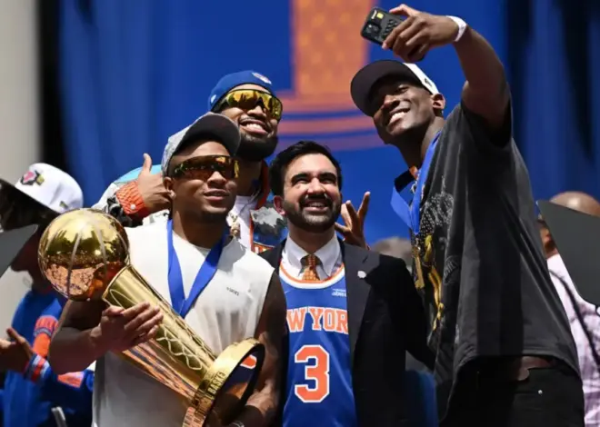 Mamdani soaks up spotlight with droning, nearly 10-minute speech at Knicks NYC ceremony