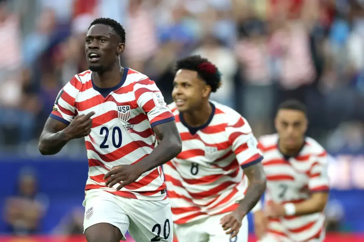 USMNT avoids another kit disaster with flag-inspired ‘Stripes’ look