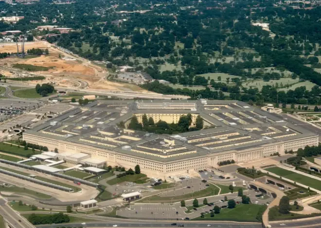 Pentagon on lockdown, hazmat crews rush in over ‘hazardous materials incident’