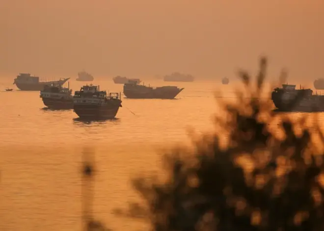 ‘Mini tsunami’ of oil headed for global markets after reopening of Strait of Hormuz — for now