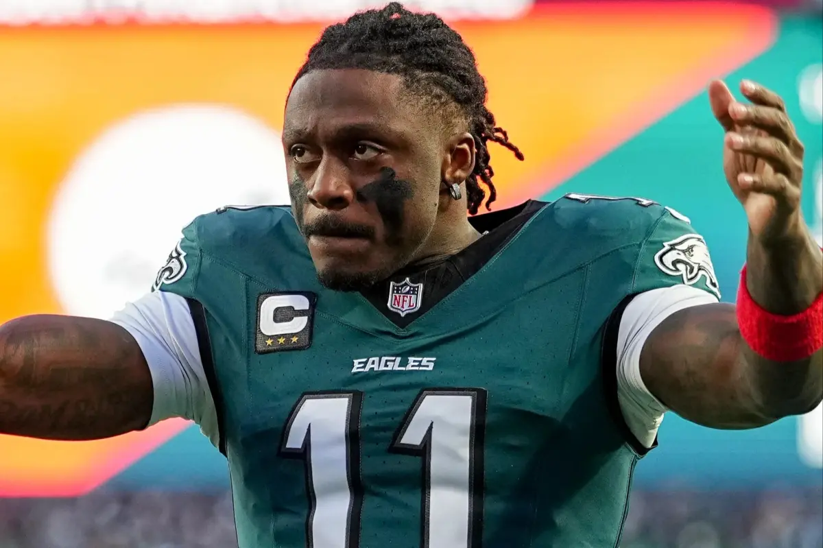 Eagles send A.J. Brown to Patriots in long-awaited trade of mercurial receiver