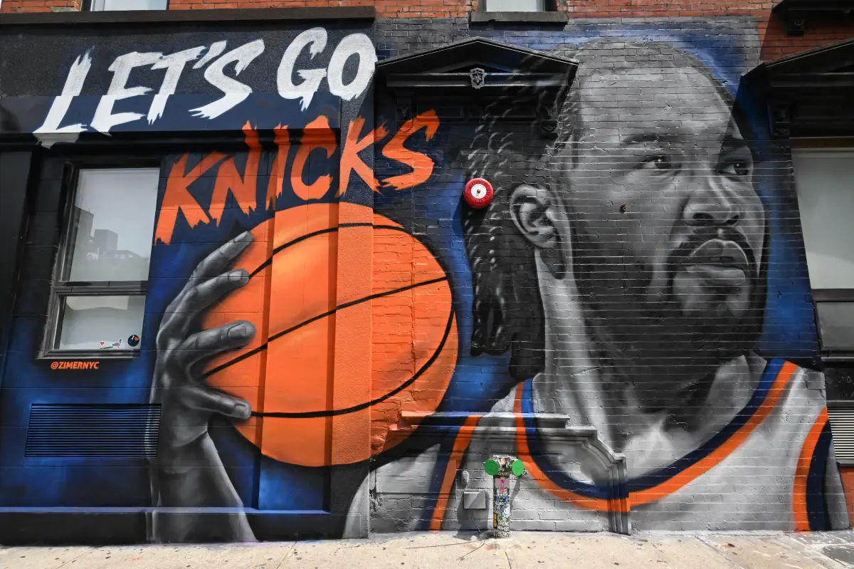 Knicks’ art pops up all over NYC as fans paint the city orange and blue during historic championship run