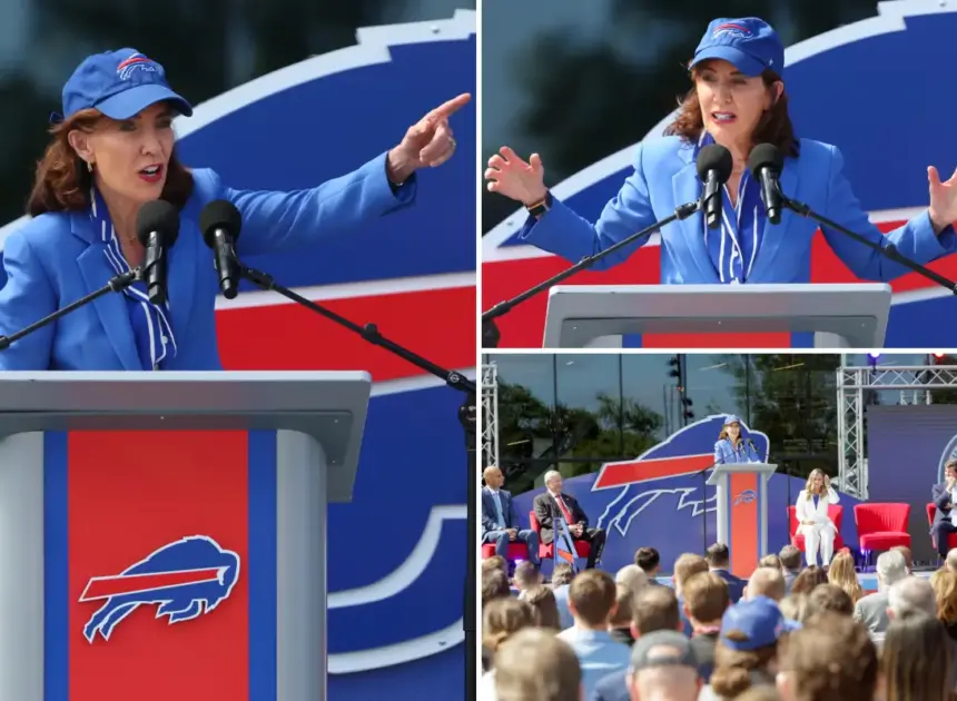 Kathy Hochul attempts to lead Buffalo Bills chant and gets crickets in excruciatingly embarrassing moment