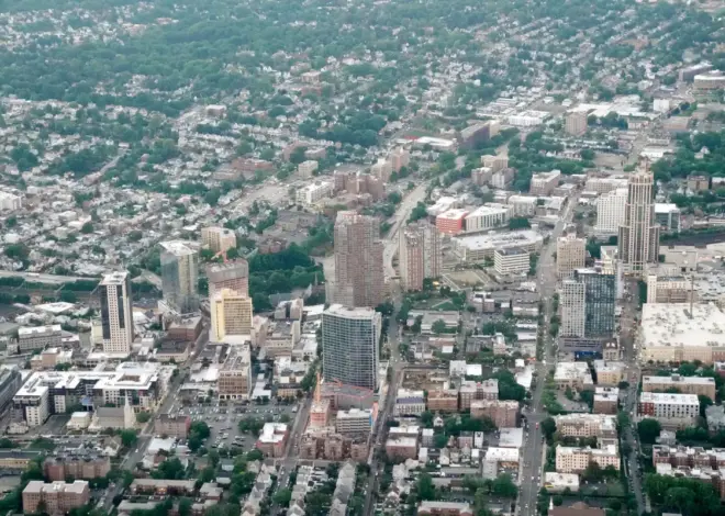 Spencer Pratt and Zohran Mamdani should both follow this NY city’s housing lead
