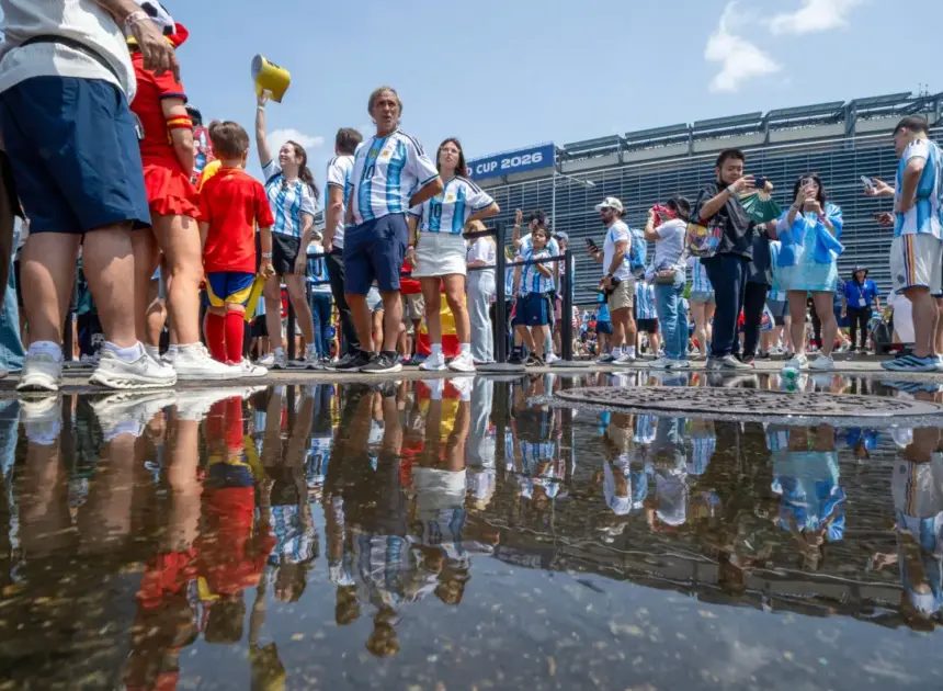 Fans entering MetLife Stadium stuck in ‘total chaos’ ahead of World Cup final