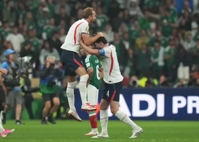 Mexico vs. England live World Cup updates: Shorthanded England escapes with wild win as Mexico’s last-ditch efforts fall short