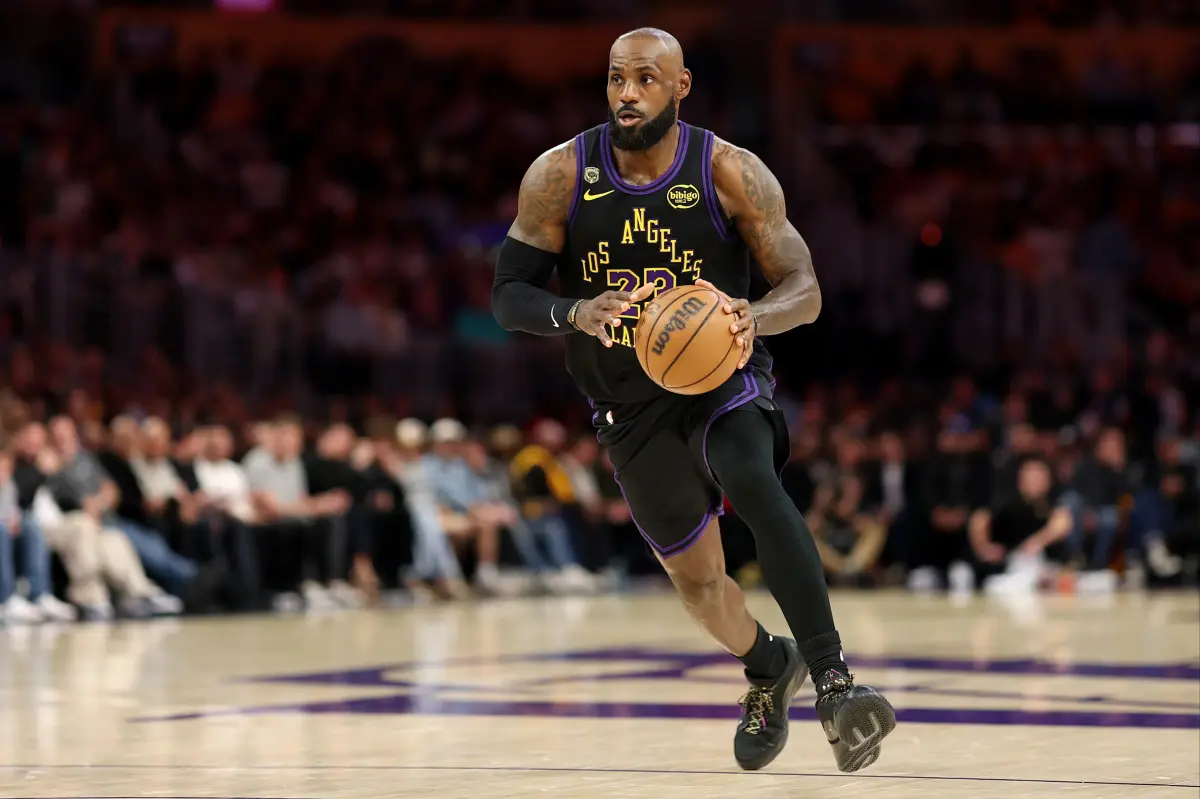 LeBron James signing with 76ers in stunner after leaving Lakers in free agency