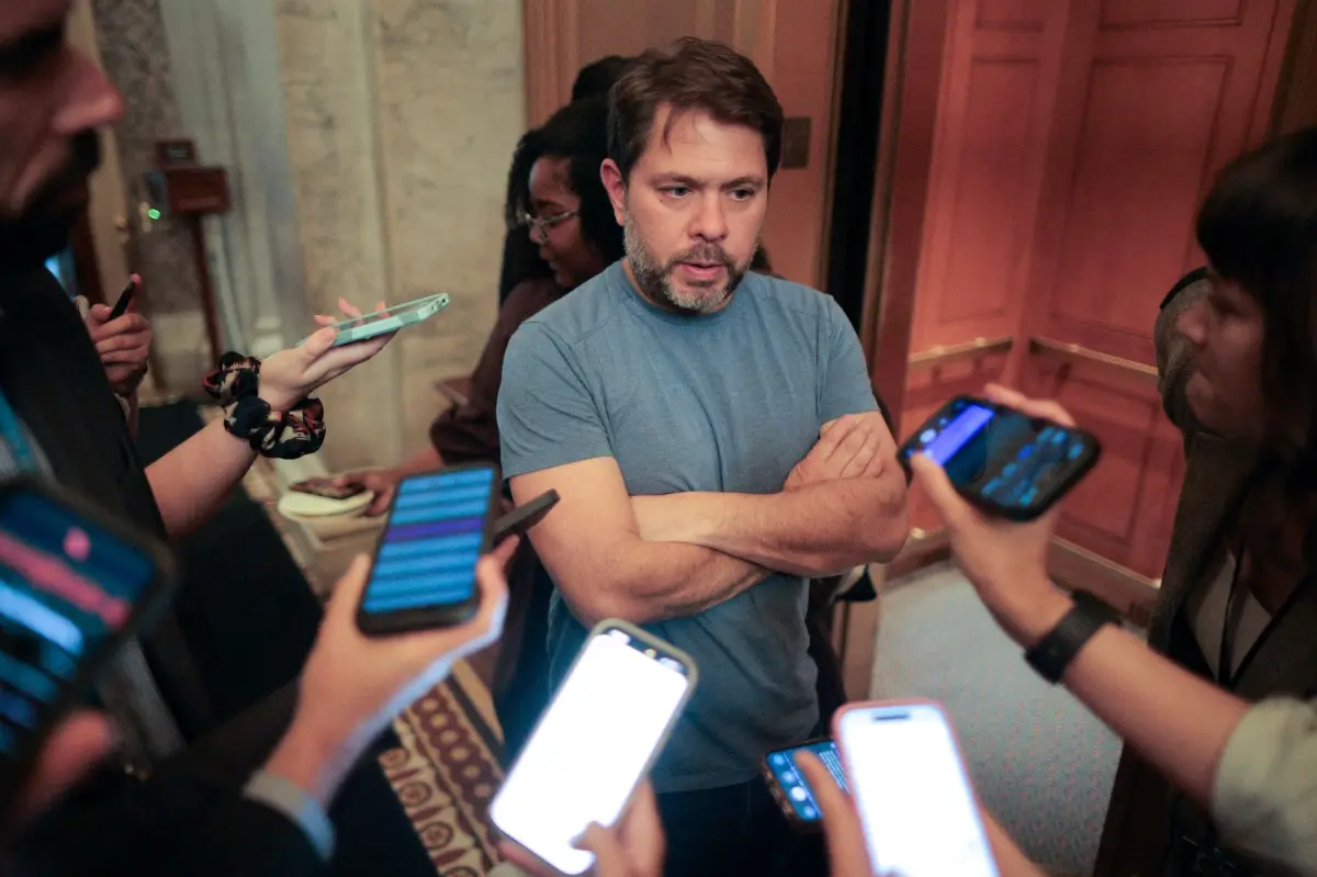Exclusive | Swalwell pal Sen. Ruben Gallego had sexual relationships with two House staffers, sources reveal to The Post