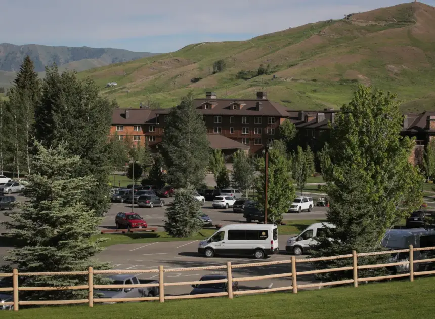 Sun Valley has spawned some memorably awful megadeals — it’s a complete joke now