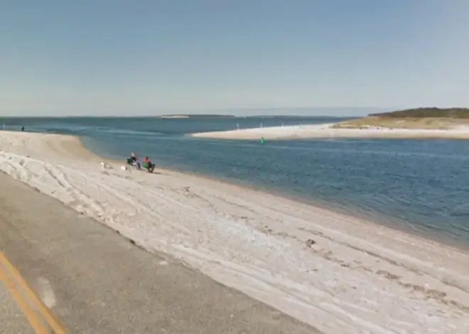 Brooklyn girl, 6, dies after being swept away by current in Hamptons