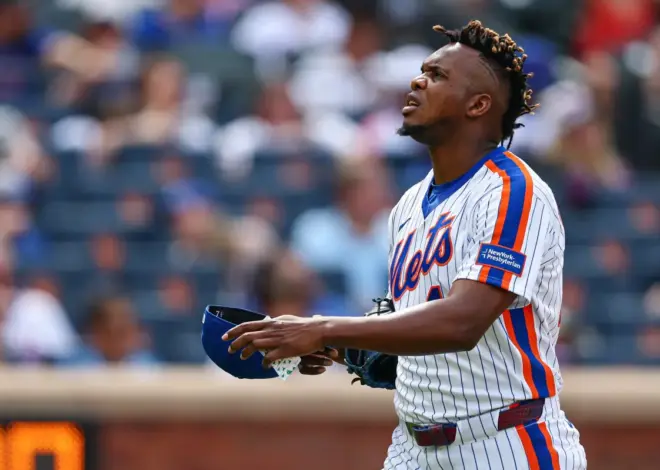 Mets trade Huascar Brazoban to White Sox in early morning deal as deadline sell-off continues