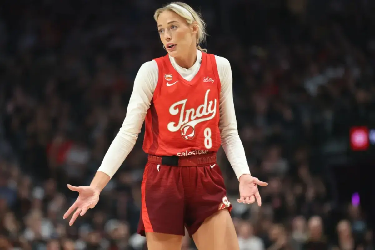 Sophie Cunningham booed by Portland fans as trans athlete controversy continues