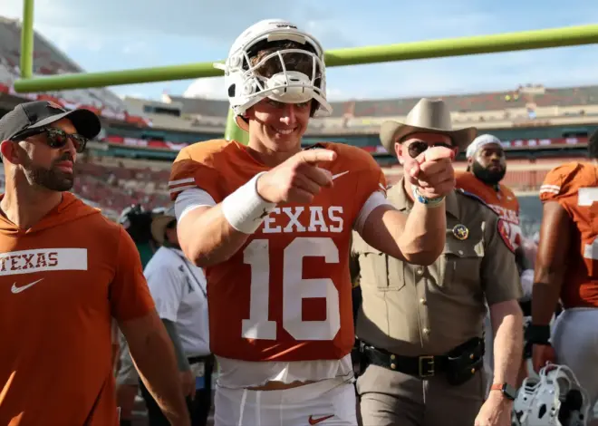 Arch Manning’s four touchdown passes help Texas destroy Texas State