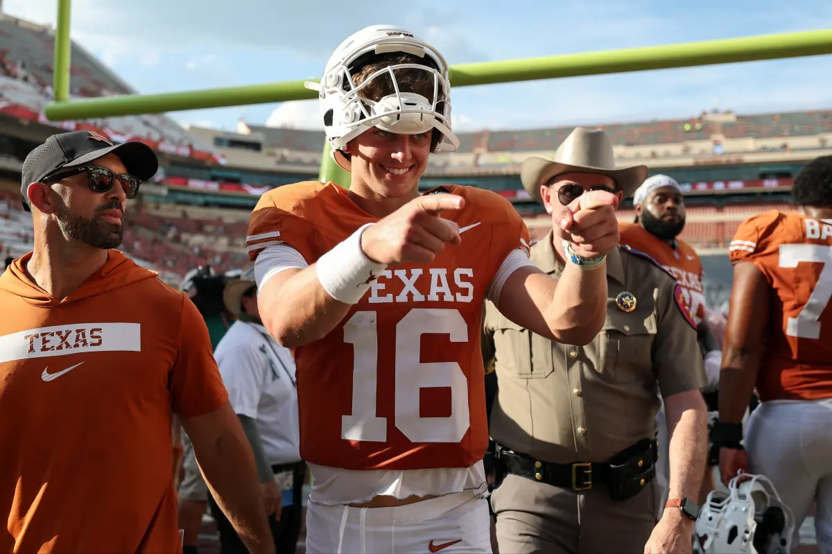 Arch Manning’s four touchdown passes help Texas destroy Texas State