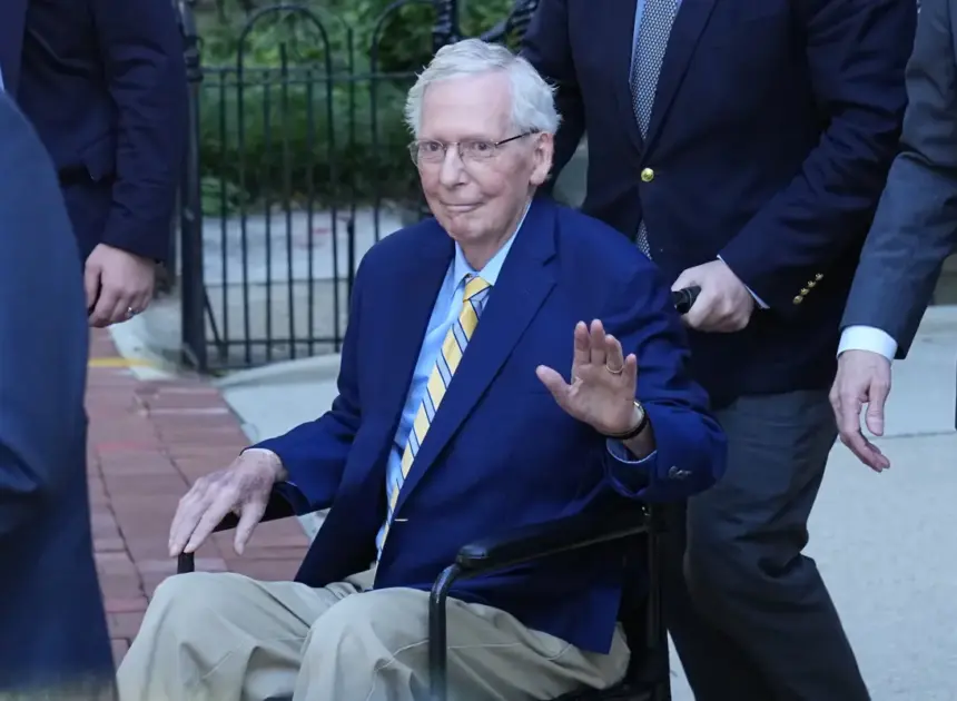Mitch McConnell, 84, makes dramatic return to Senate after three-month absence