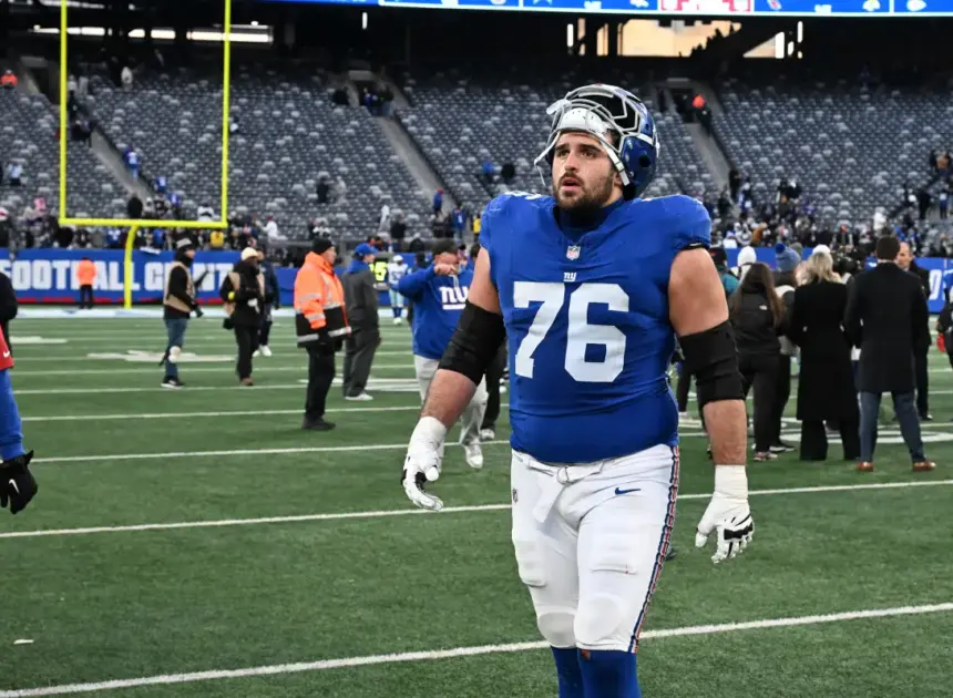 Giants give Jon Runyan Jr. two-year, $22 million extension to secure key offensive line piece